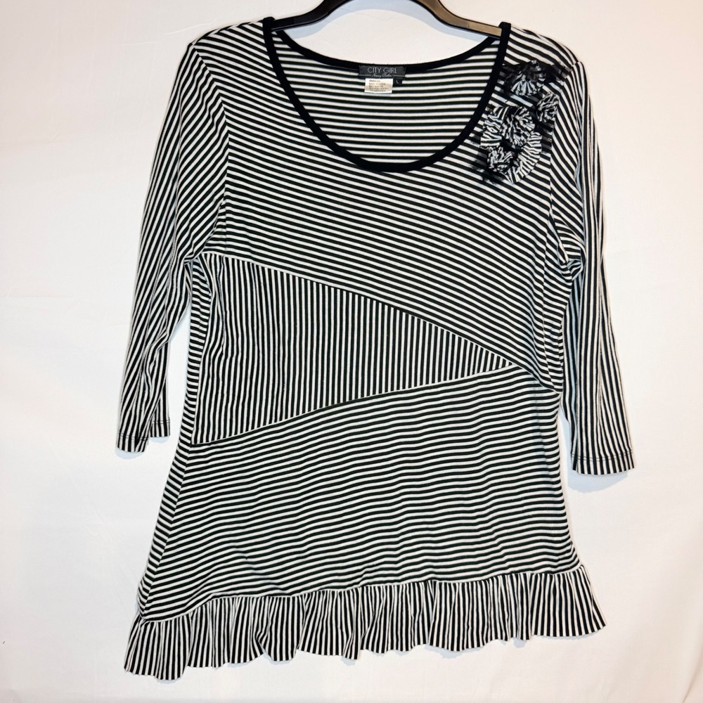 City Girl Nancy Bolen Black White Striped Ruffle Floral Tunic Top Large 3/4 Slv